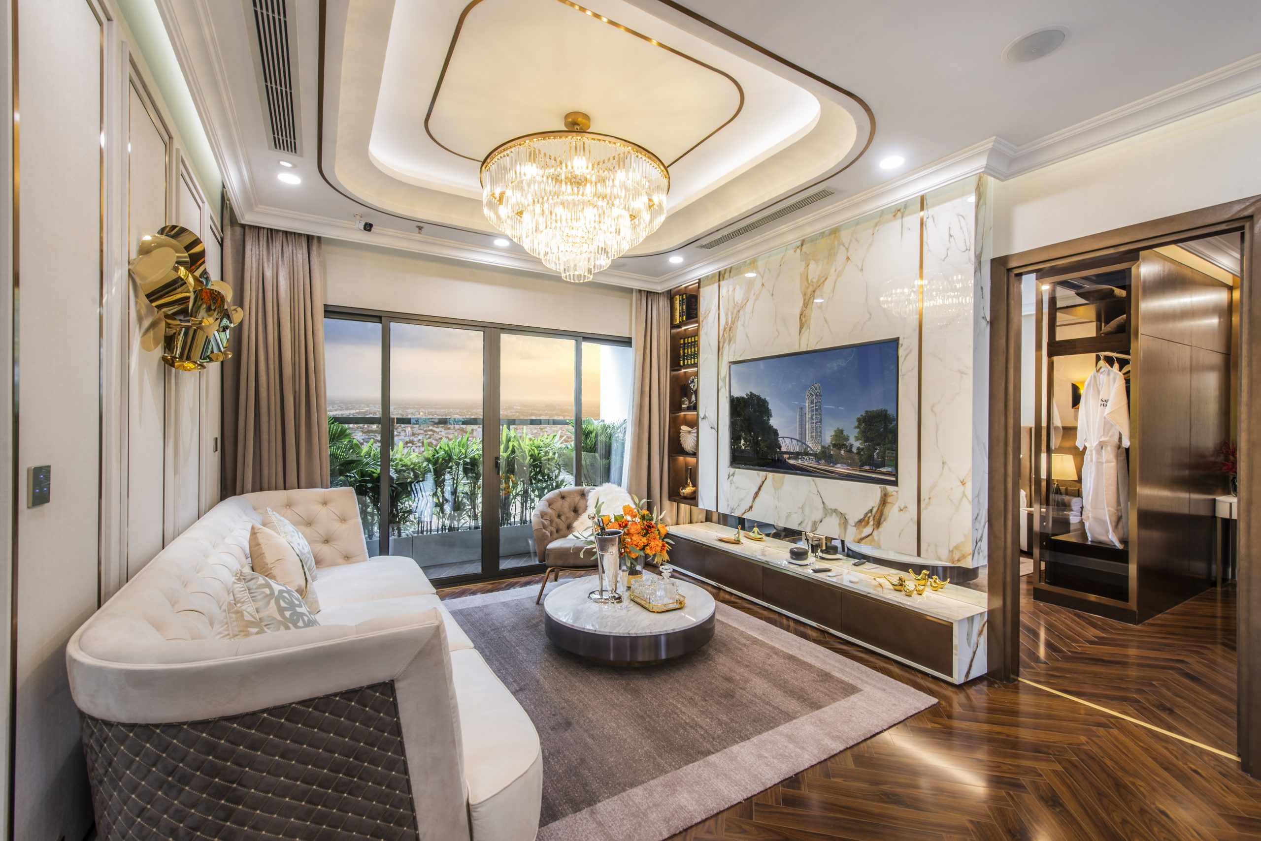 DIAMOND CROWN HAI PHONG