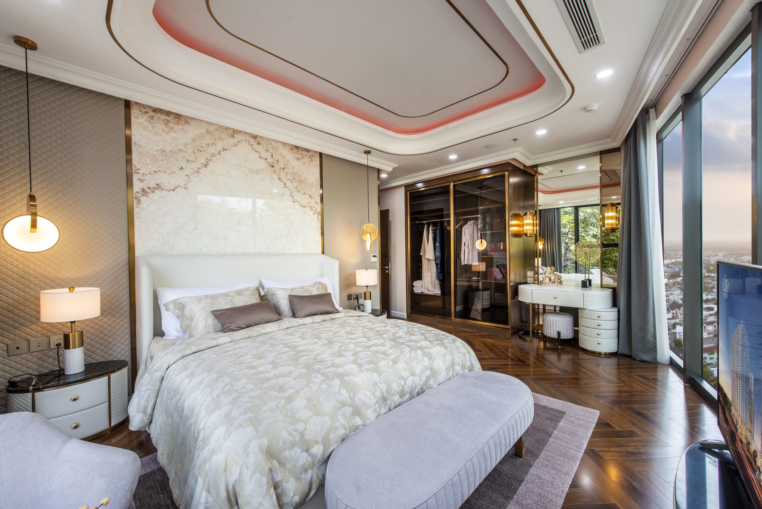 DIAMOND CROWN HAI PHONG